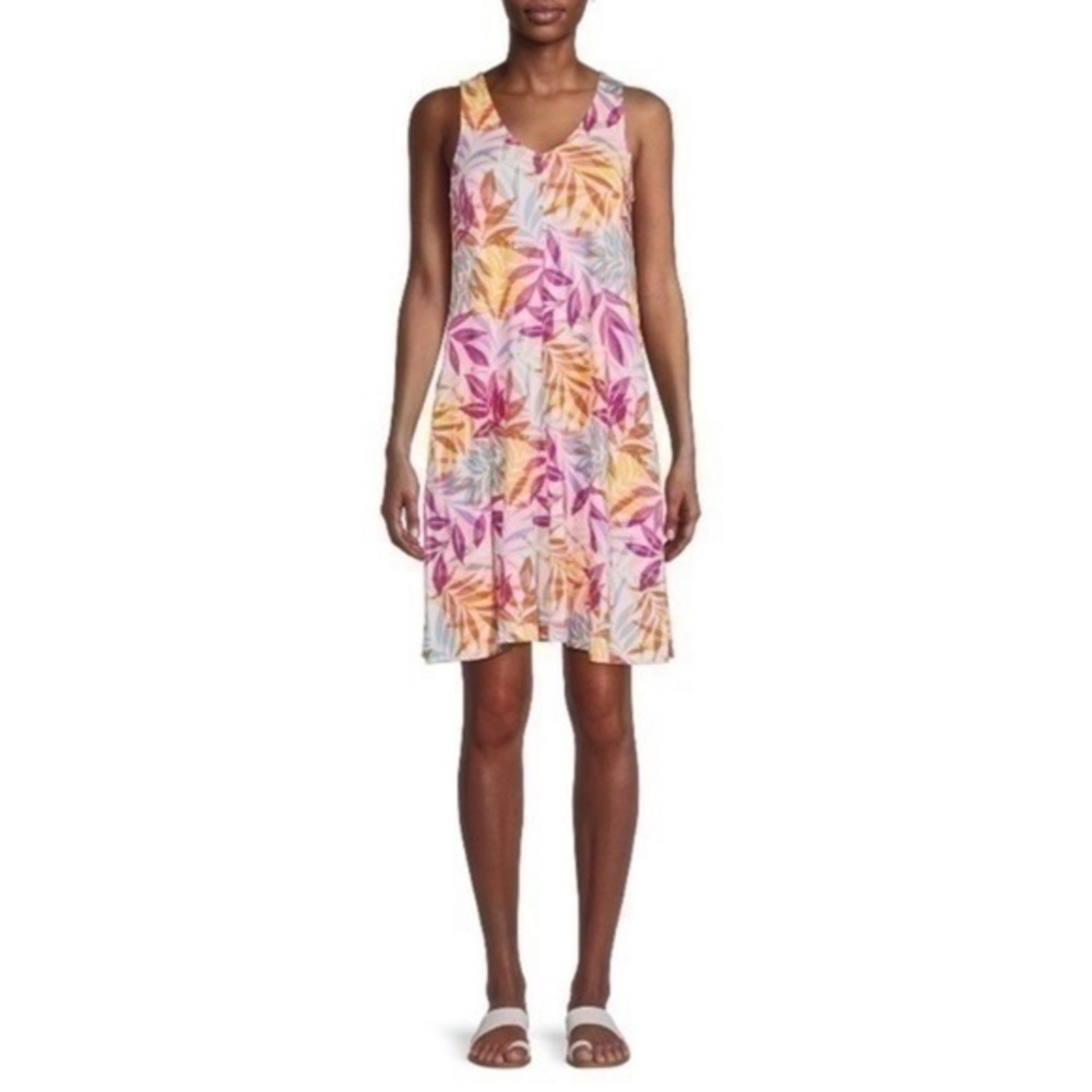 NWT. TIME AND TRU V-Neck Knit Dress